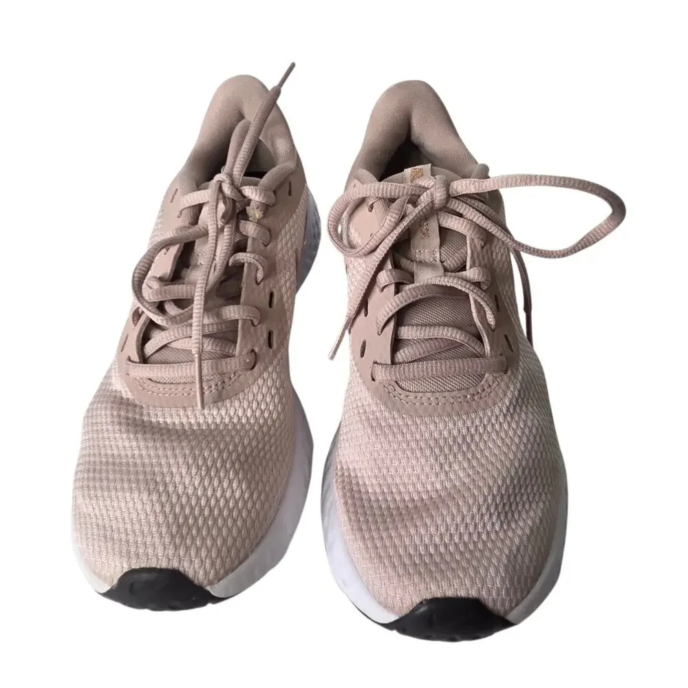 Nike Women's SZ 6.5 Revolution‎ Running Shoe Barely Rose Pink BQ3207-600